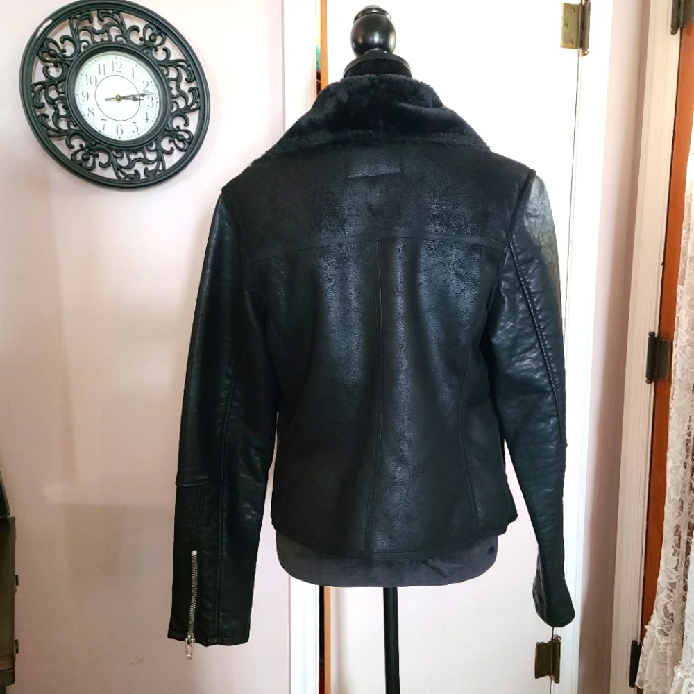 🖤BlankNYC Vegan Leather Faux Fur Biker Jacket NWT - Picture 4 of 13